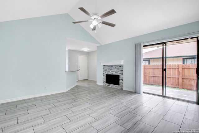 5531 IVANHOE ST, San Antonio, TX 78228