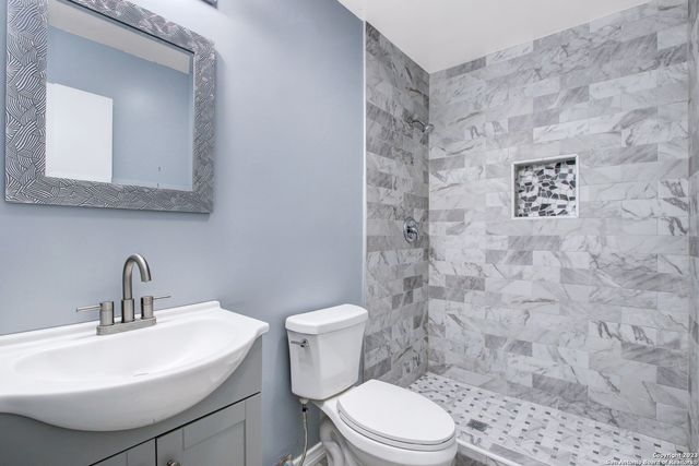 5531 IVANHOE ST, San Antonio, TX 78228