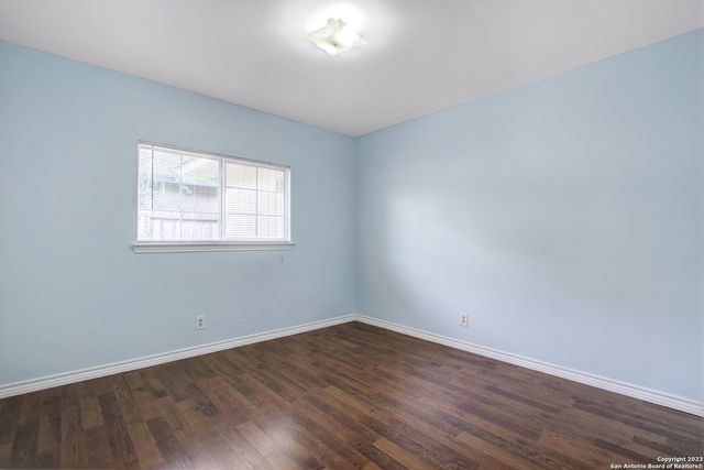 5531 IVANHOE ST, San Antonio, TX 78228