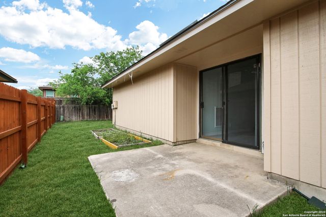 5531 IVANHOE ST, San Antonio, TX 78228