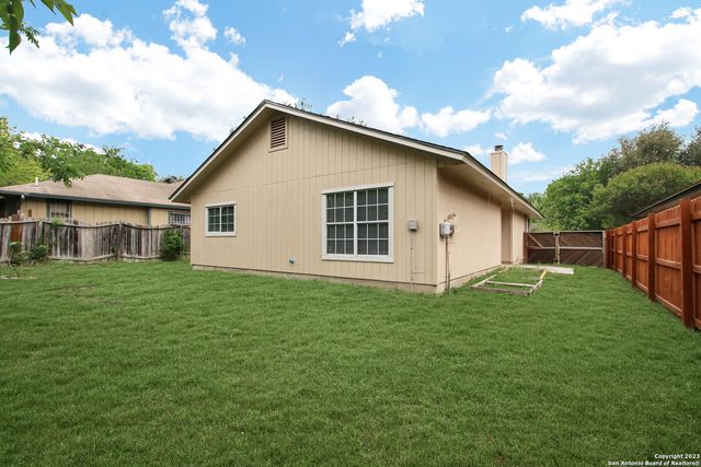 5531 IVANHOE ST, San Antonio, TX 78228