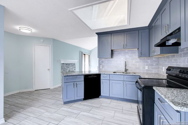 5531 IVANHOE ST, San Antonio, TX 78228