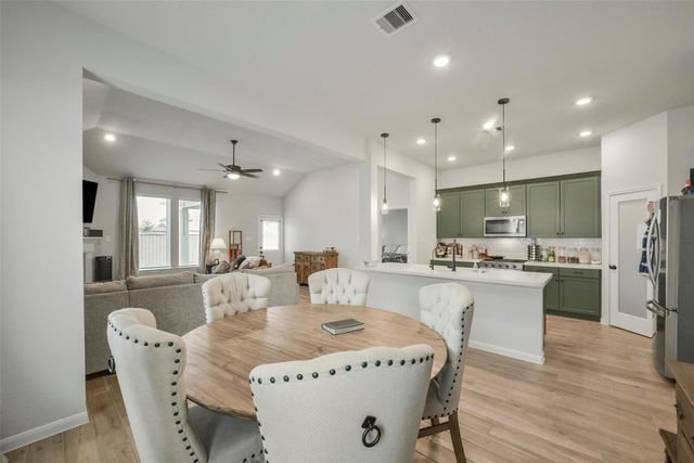 5202 Hazel Vista Lane, Richmond, TX 77469