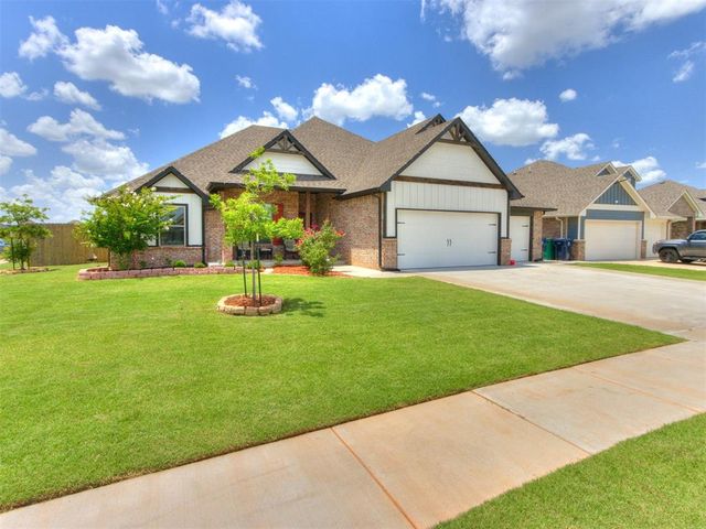 701 Bison Crossing Drive, Yukon, OK 73099