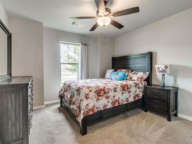 701 Bison Crossing Drive, Yukon, OK 73099