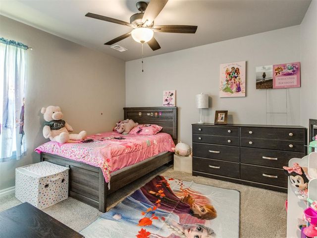 701 Bison Crossing Drive, Yukon, OK 73099