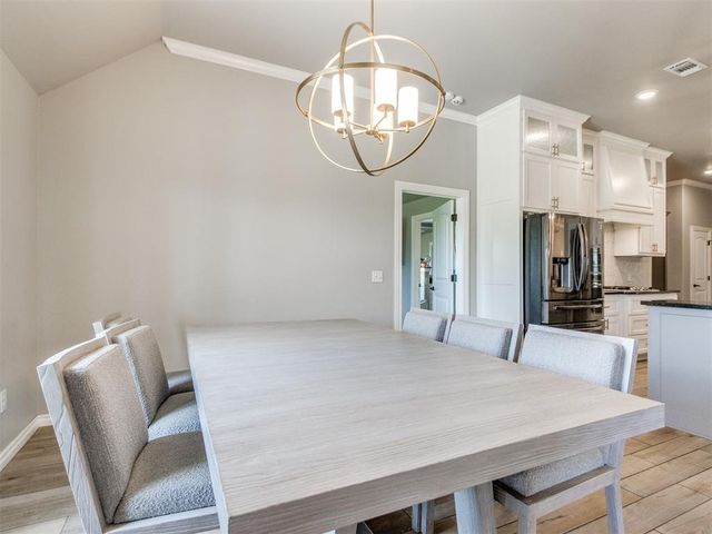 701 Bison Crossing Drive, Yukon, OK 73099