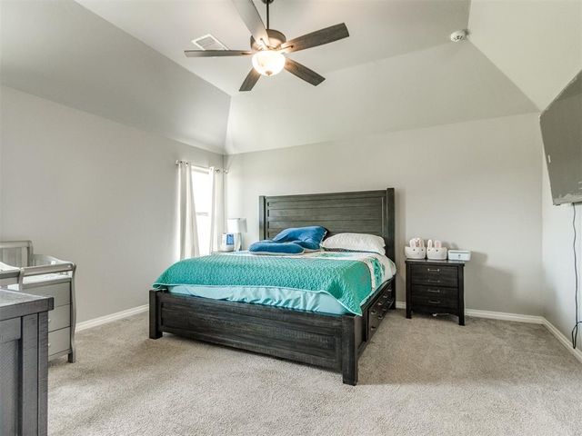 701 Bison Crossing Drive, Yukon, OK 73099