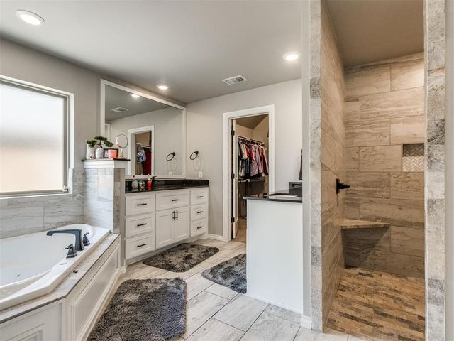 701 Bison Crossing Drive, Yukon, OK 73099