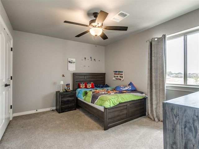 701 Bison Crossing Drive, Yukon, OK 73099