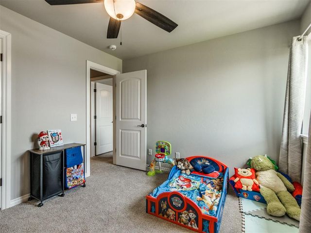 701 Bison Crossing Drive, Yukon, OK 73099