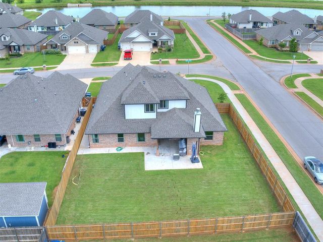 701 Bison Crossing Drive, Yukon, OK 73099