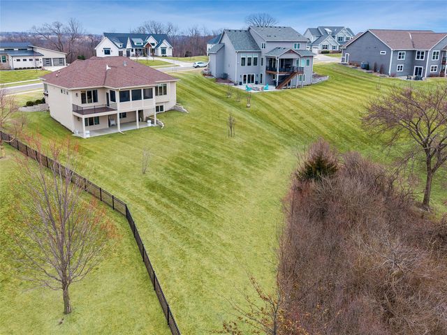 3620 Autumn Sage Circle, Norwalk, IA 50211