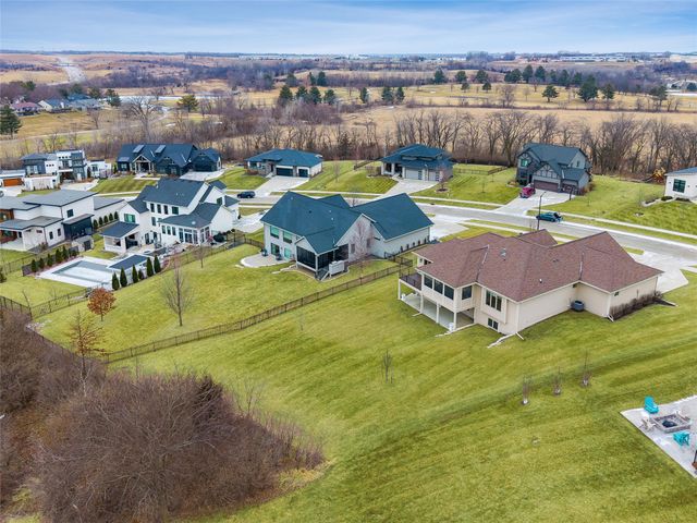 3620 Autumn Sage Circle, Norwalk, IA 50211