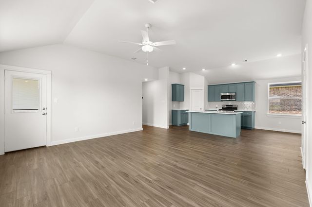 131 County Road 5102 B, Cleveland, TX 77327