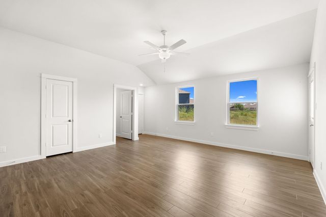 131 County Road 5102 B, Cleveland, TX 77327