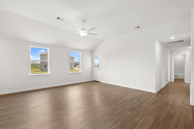 131 County Road 5102 B, Cleveland, TX 77327
