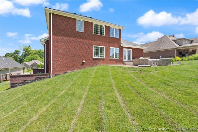 11402 Valley Forge Court, Sellersburg, IN 47172