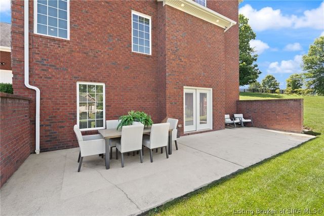 11402 Valley Forge Court, Sellersburg, IN 47172