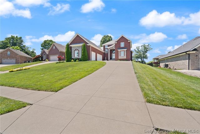 11402 Valley Forge Court, Sellersburg, IN 47172