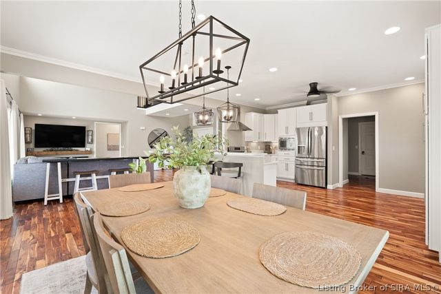 11402 Valley Forge Court, Sellersburg, IN 47172