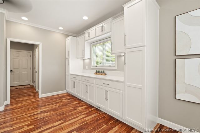 11402 Valley Forge Court, Sellersburg, IN 47172