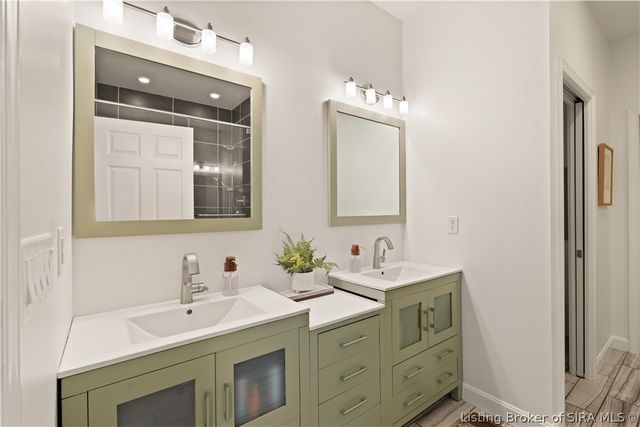 11402 Valley Forge Court, Sellersburg, IN 47172