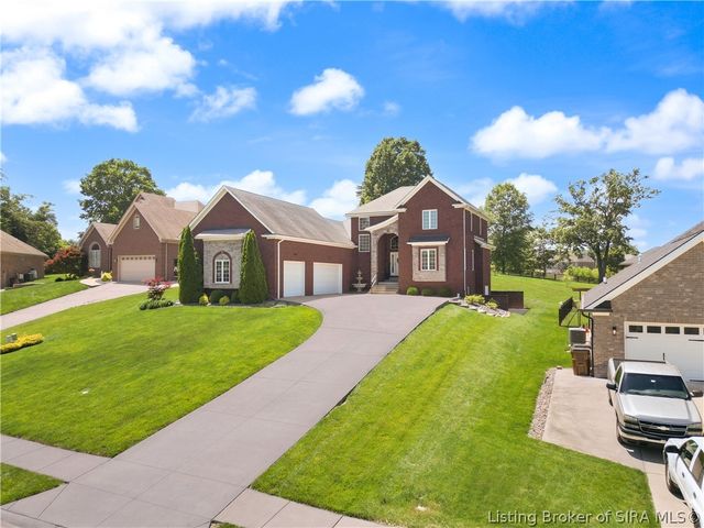 11402 Valley Forge Court, Sellersburg, IN 47172
