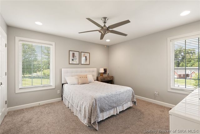 11402 Valley Forge Court, Sellersburg, IN 47172