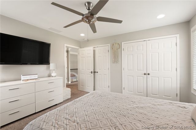 11402 Valley Forge Court, Sellersburg, IN 47172