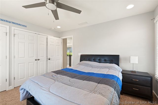 11402 Valley Forge Court, Sellersburg, IN 47172