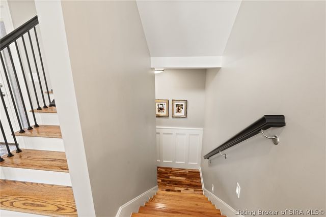 11402 Valley Forge Court, Sellersburg, IN 47172