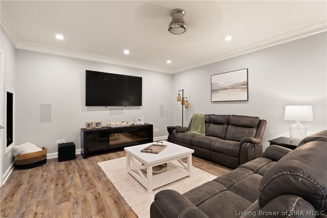 11402 Valley Forge Court, Sellersburg, IN 47172