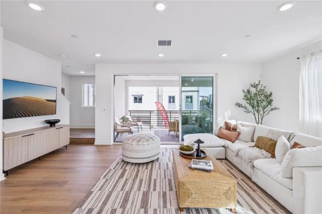 1673 Constellation Drive, San Pedro, CA 90731