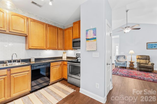 9648 Storybook Avenue NW 324, Concord, NC 28027