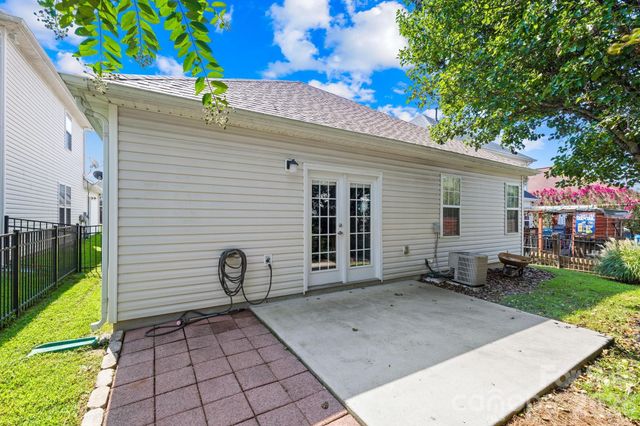 9648 Storybook Avenue NW 324, Concord, NC 28027