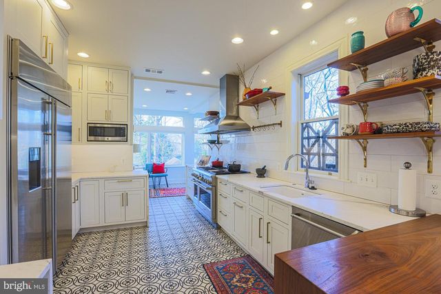 2210 SULGRAVE AVE, Baltimore, MD 21209