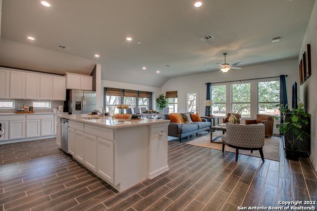 5512 Waypond, New Braunfels, TX 78132