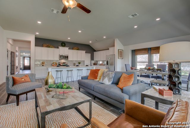 5512 Waypond, New Braunfels, TX 78132