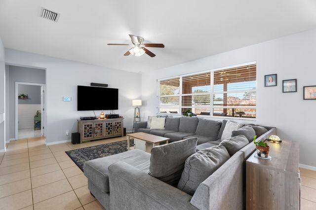 5835 NW Drill Court, Port St. Lucie, Port St Lucie, FL 34986