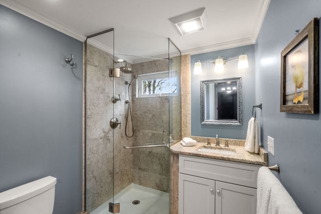 28 Maplewood Rd, Worcester, MA 01602