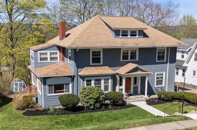 28 Maplewood Rd, Worcester, MA 01602