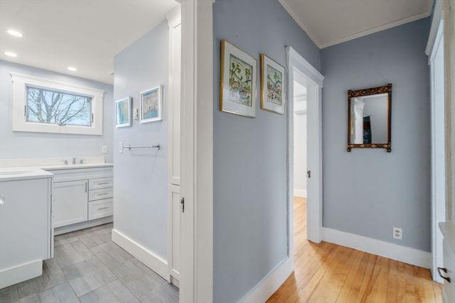 28 Maplewood Rd, Worcester, MA 01602