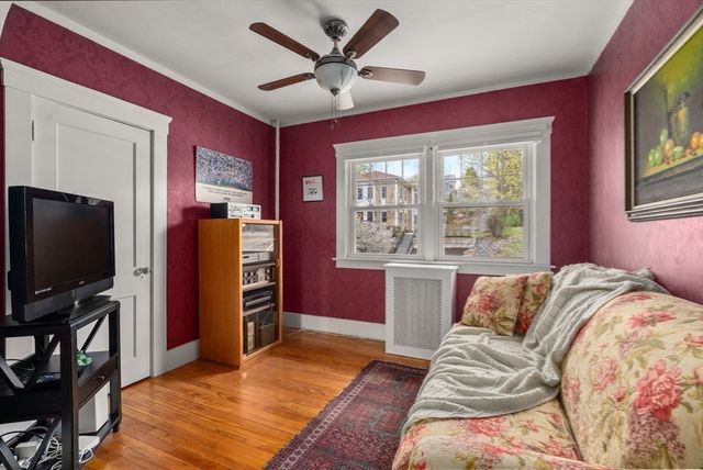 28 Maplewood Rd, Worcester, MA 01602
