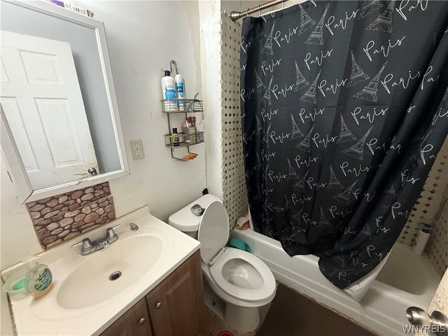 38 Richlawn Avenue, Buffalo, NY 14215