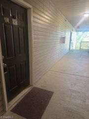 923 Windcastle Lane 307, Winston-salem, NC 27105
