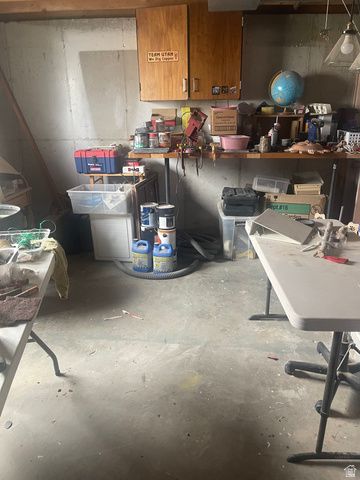 13105 S 2110 W, Riverton, UT 84065