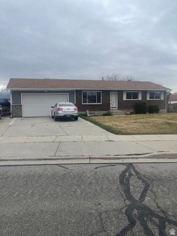 13105 S 2110 W, Riverton, UT 84065