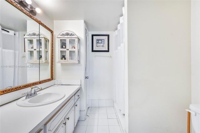 8901 NW 38th Dr 106, Coral Springs, FL 33065