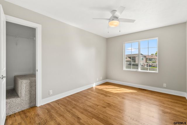 16860 Camden Avenue, Omaha, NE 68116